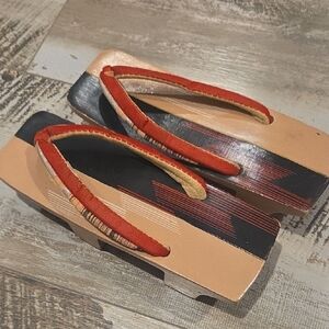 Vintage Geta Japanese Wooden Red and Black Women's Sandals